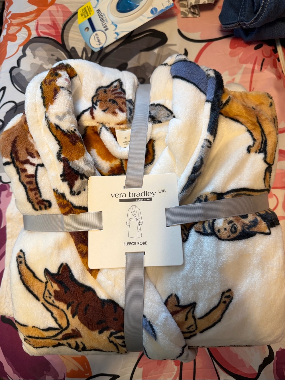 Vera Bradley White Fleece Robe with Brown Cat Print NWT L/XL